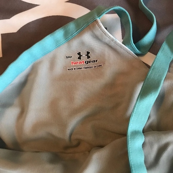 Under Armour Heat Gear Tank - Picture 5 of 5